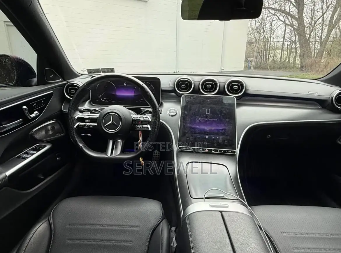 Mercedes-Benz C300 2024 Black