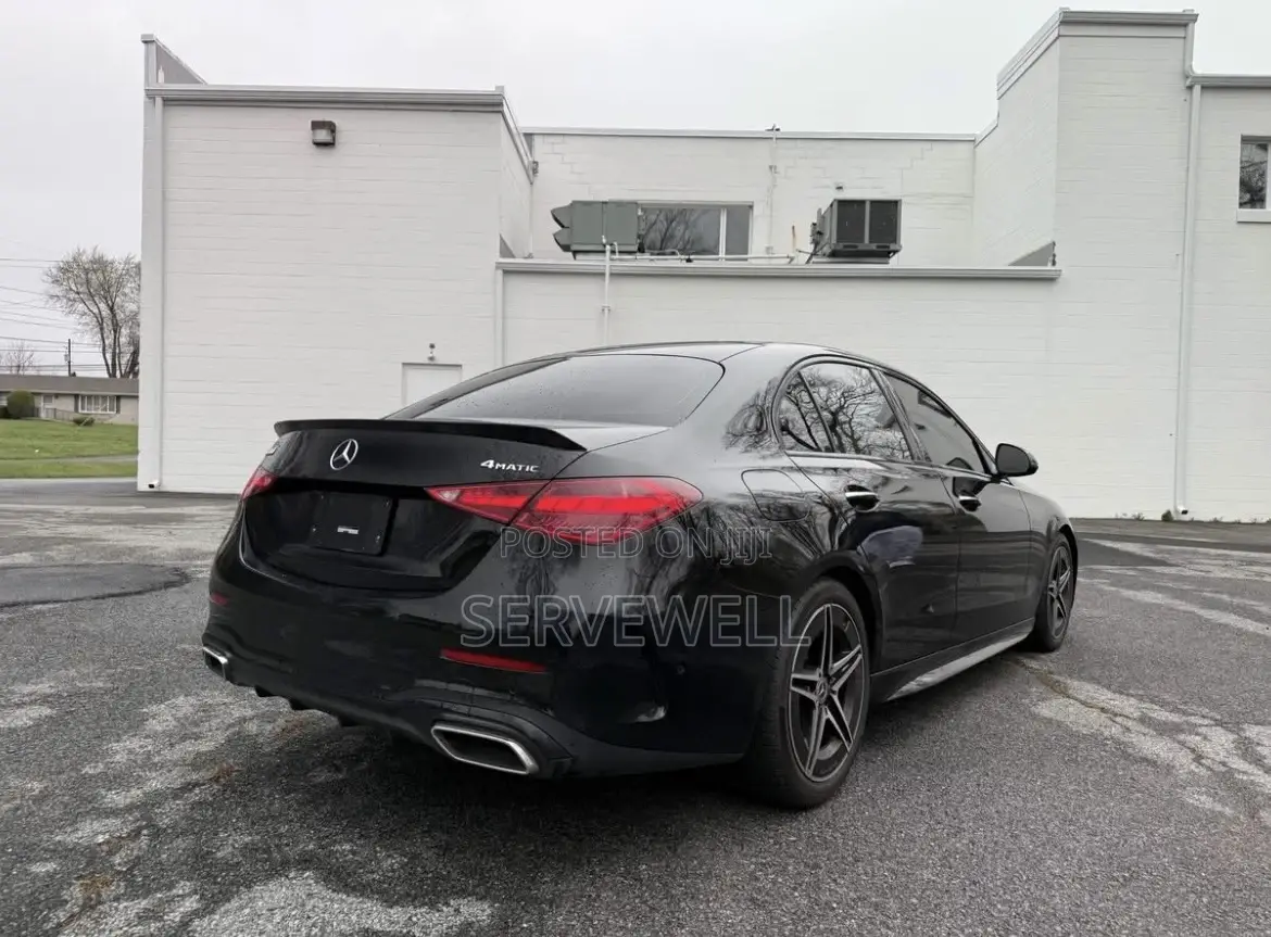 Mercedes-Benz C300 2024 Black