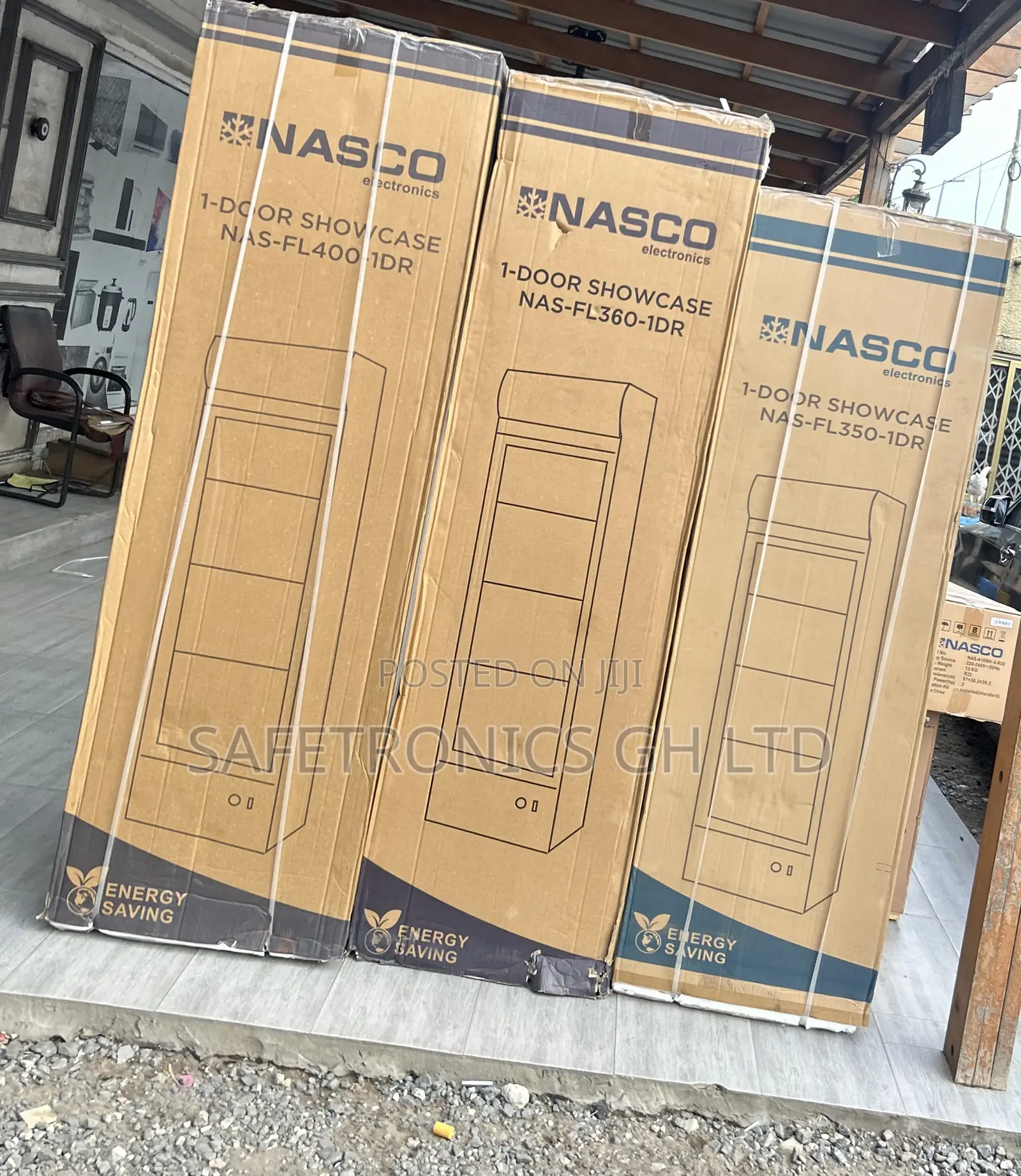 Neatly Sealed Nasco 288ltrs Single Door Display Fridge (Nas-Fl350-1dr)