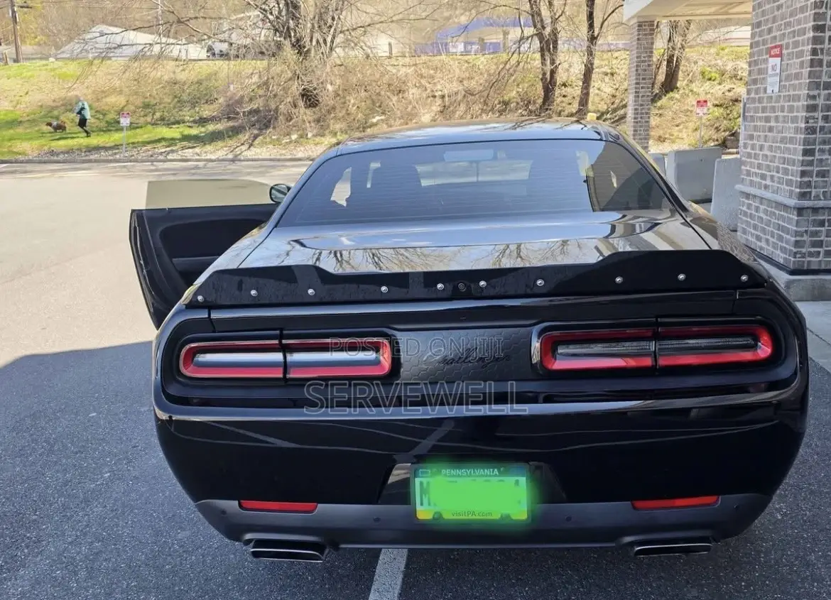 Dodge Challenger R/T 2016 Black