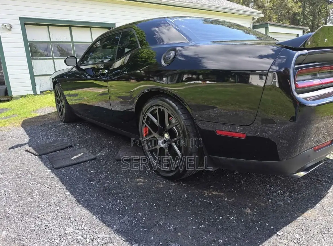 Dodge Challenger R/T 2016 Black