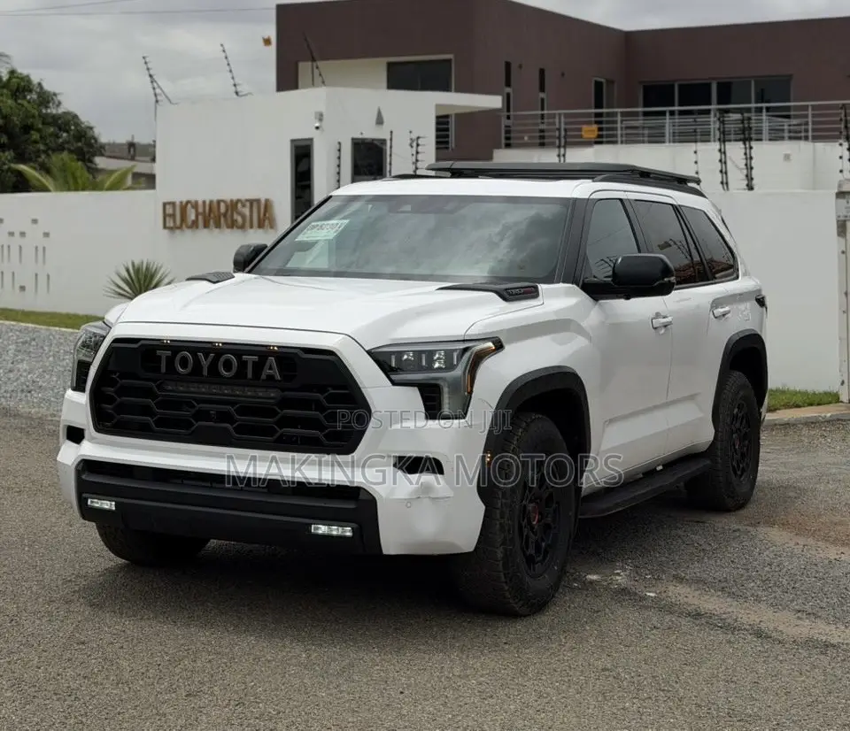 Toyota Sequoia TRD PRO 4WD 2026 White