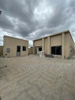3bdrm Duplex in Bn Estate, Adenta for sale