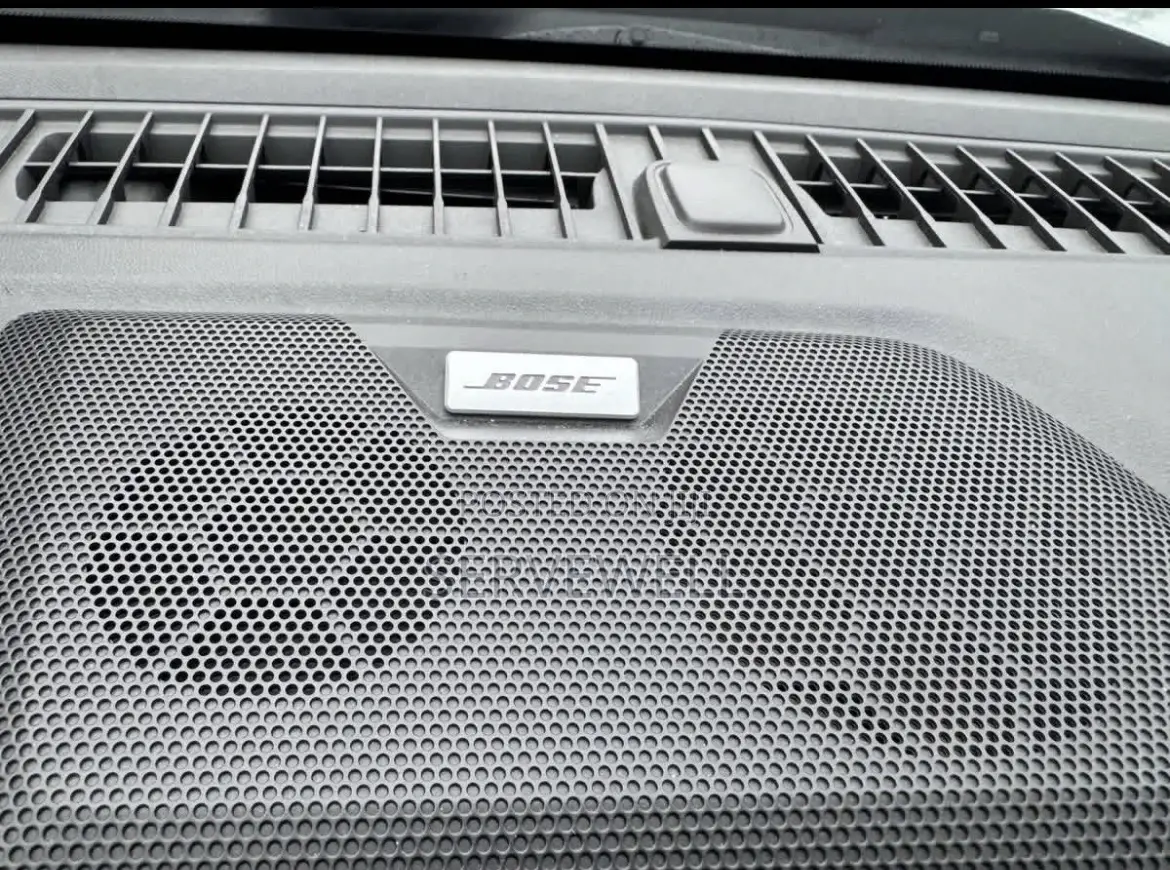 Chevrolet Colorado 2023 Silver