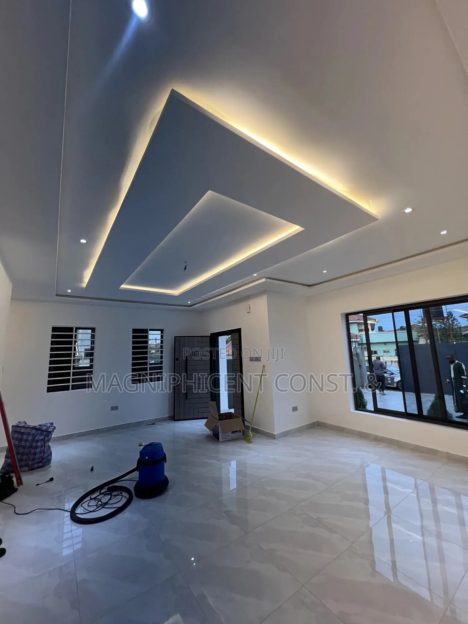3bdrm House in Estates, East Legon for sale