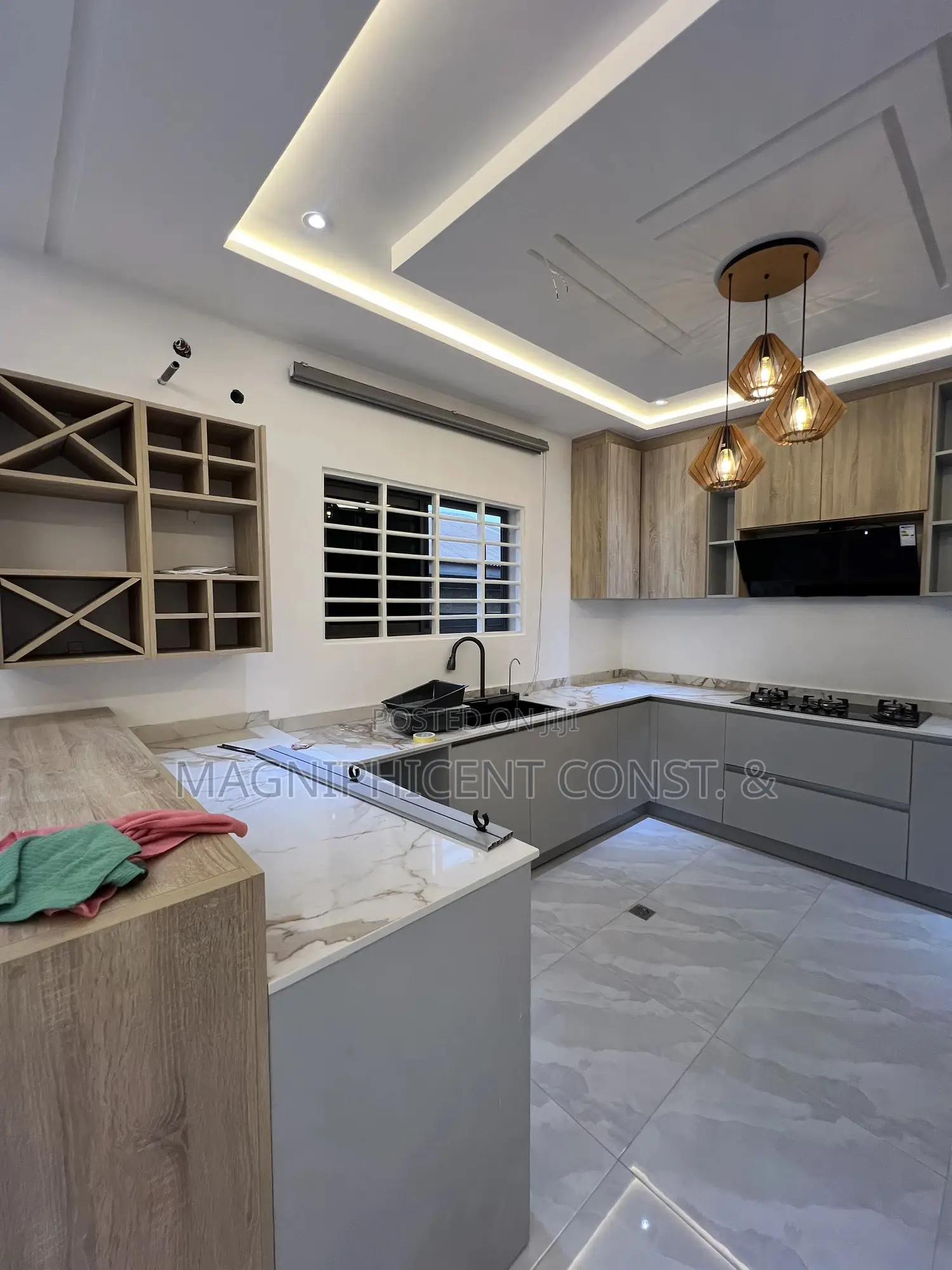 3bdrm House in Estates, East Legon for sale