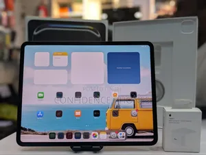 Apple iPad Pro 13 (2024) 256 GB Gray