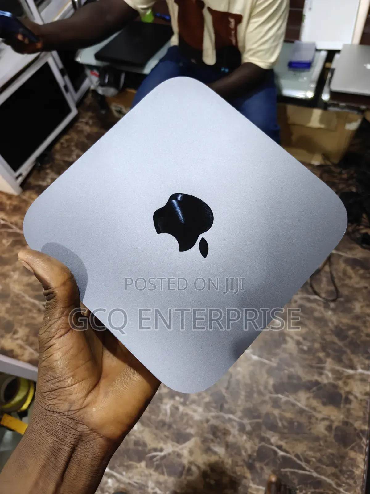 Desktop Computer Apple Mac Mini 8GB Intel Core i7 SSD 256GB