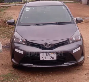 Toyota Vitz 2015 Gray