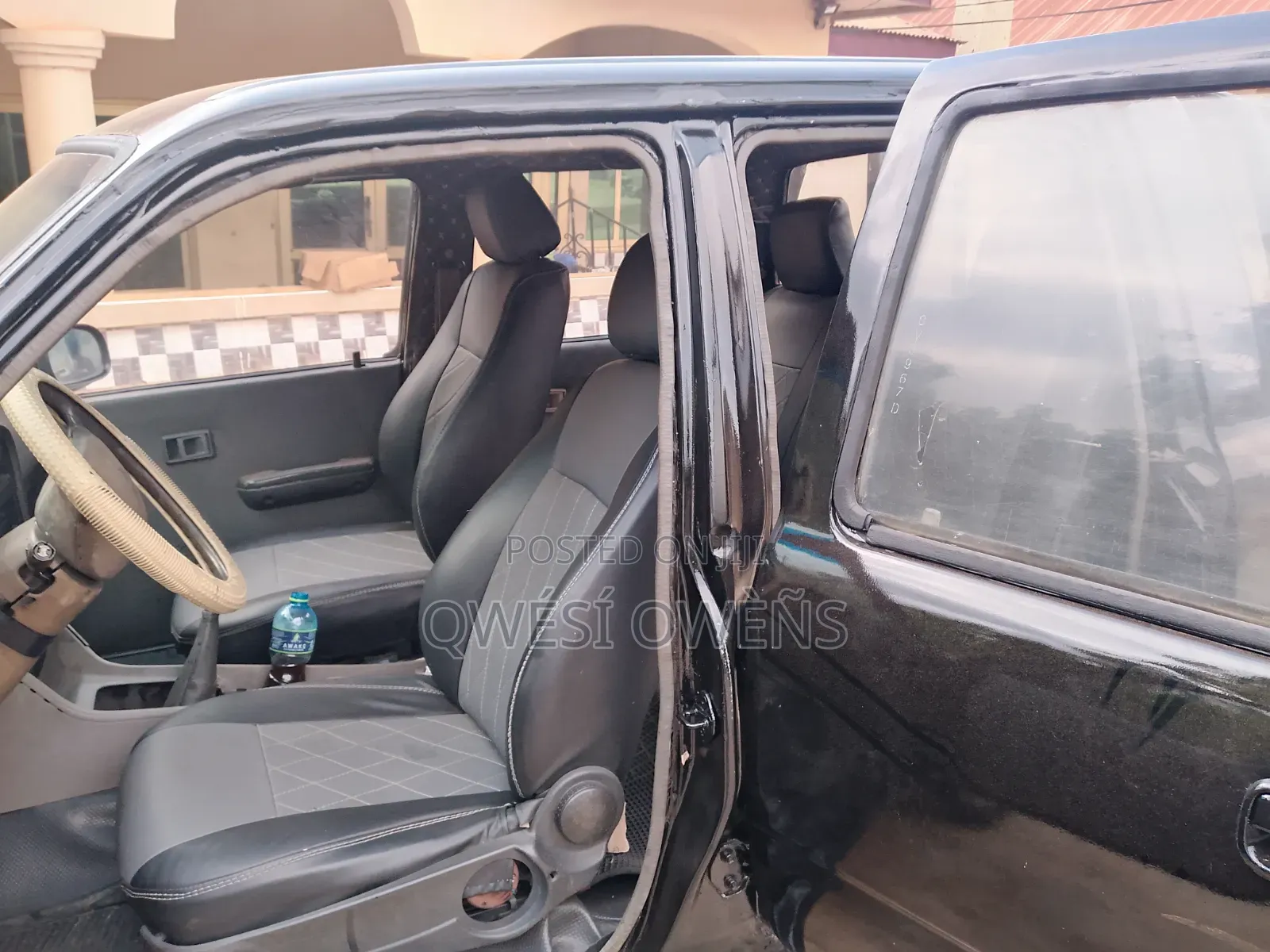 Toyota Hilux 1996 Black