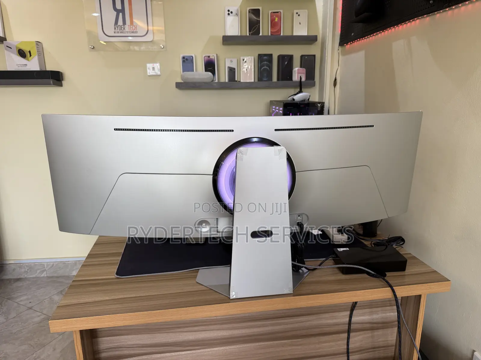 Samsung Odyssey G9