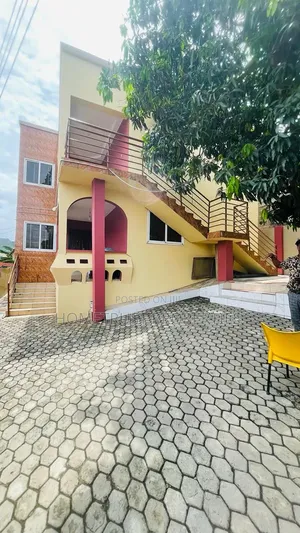 3bdrm Apartment in Kwabenya Acp for rent