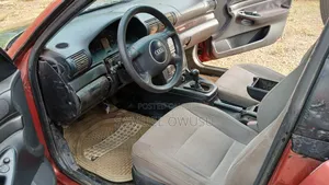 Audi A4 1.8 1999 Maroon