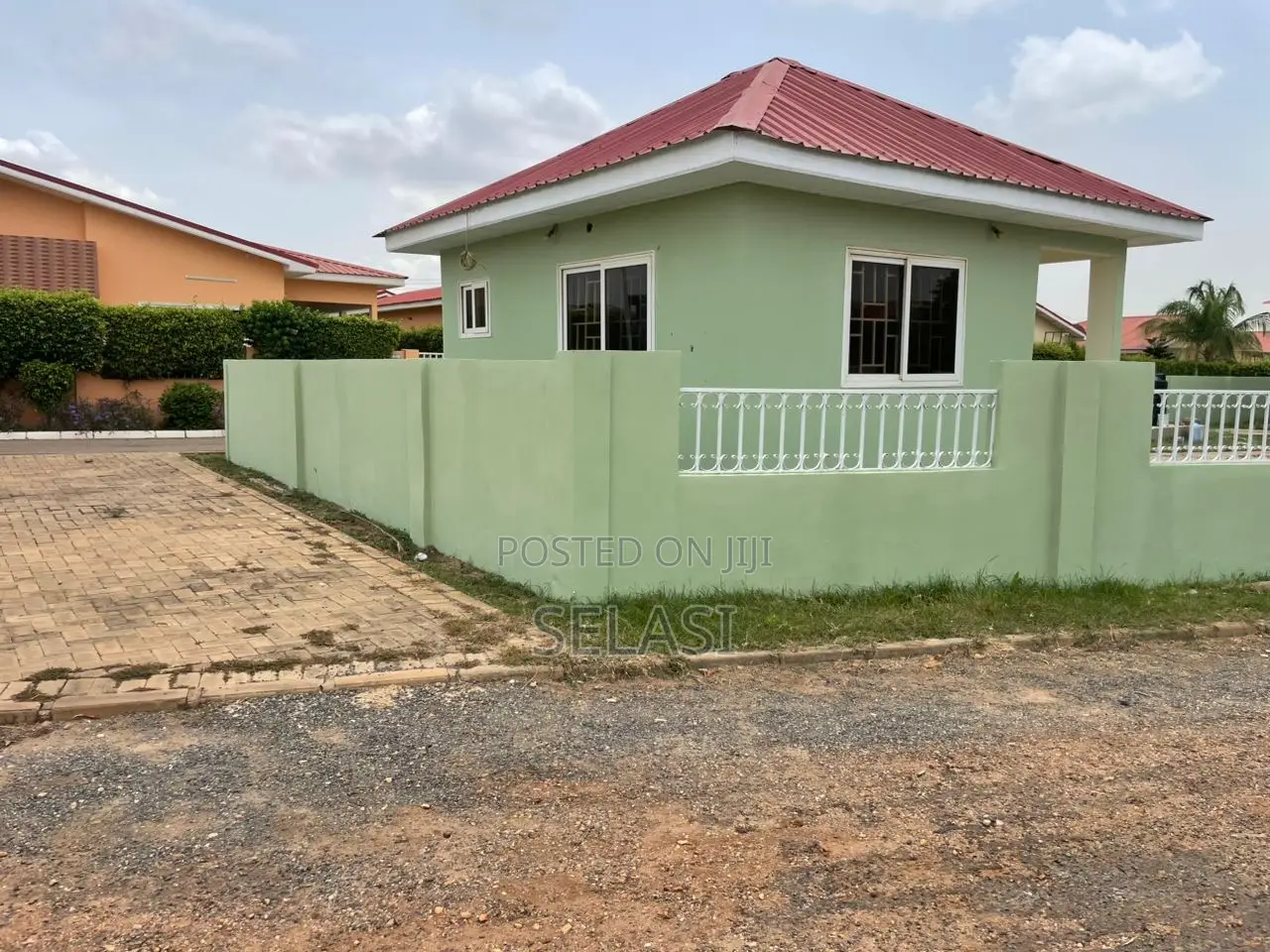 3bdrm House in Devtracco Estates, Community 25 for rent