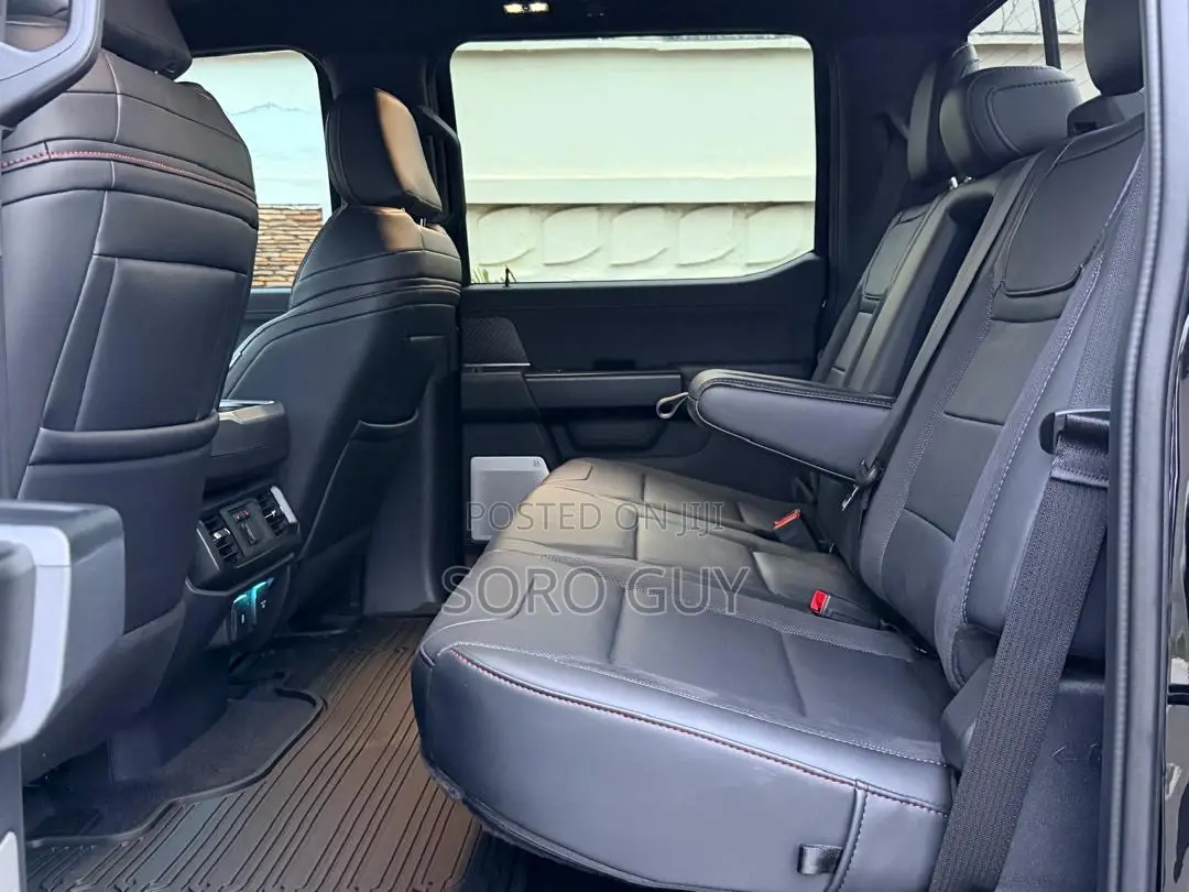 Ford F-150 2025 Black