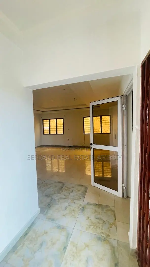 3bdrm Apartment in Sefdard Properties, Kwabenya for rent