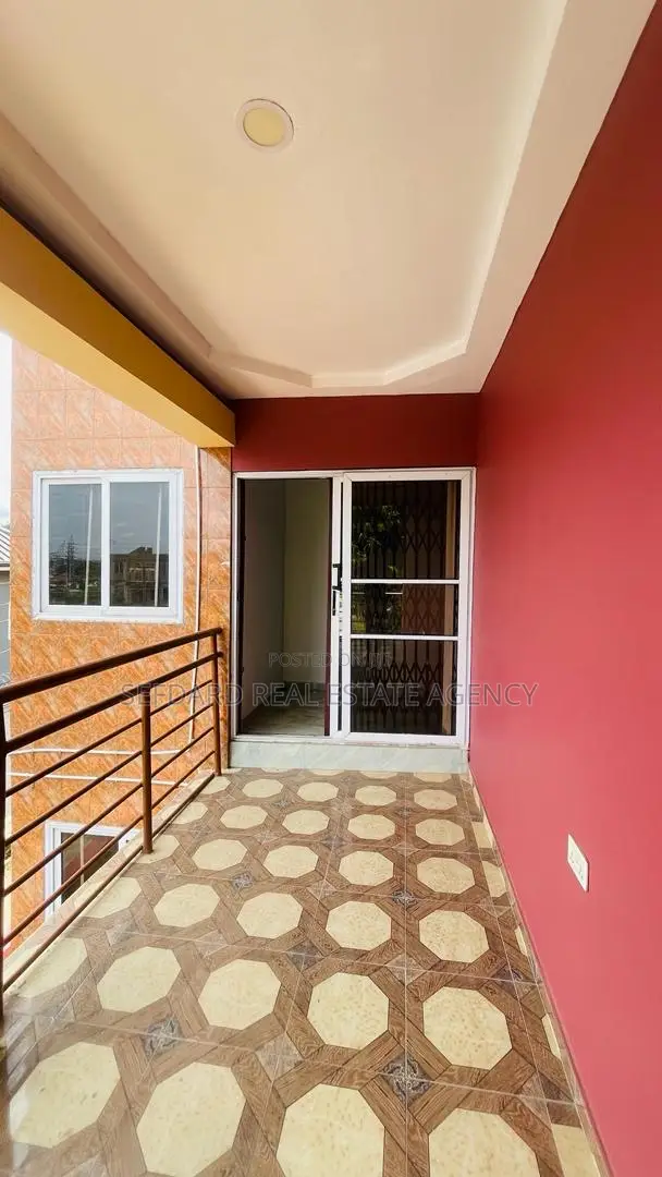 3bdrm Apartment in Sefdard Properties, Kwabenya for rent