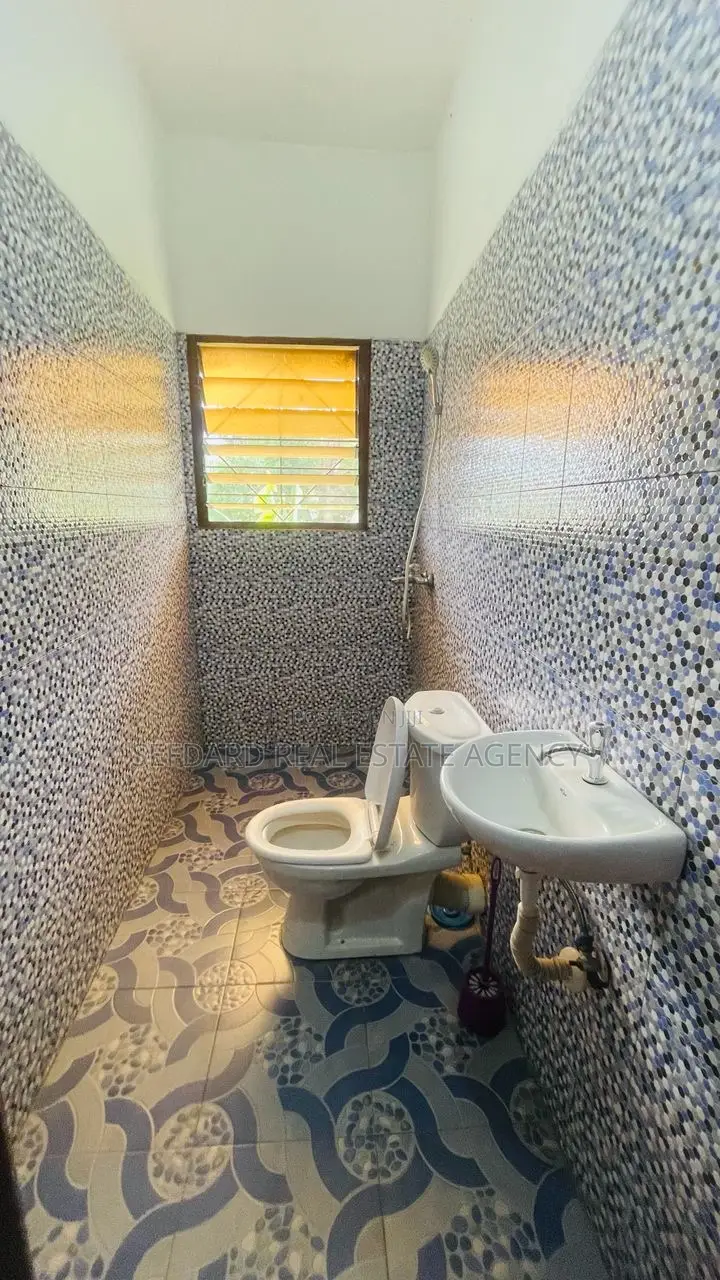 3bdrm Apartment in Sefdard Properties, Kwabenya for rent