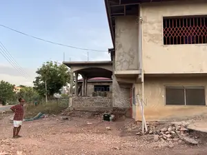 5bdrm House in Scc, West Hills Mall Area for sale