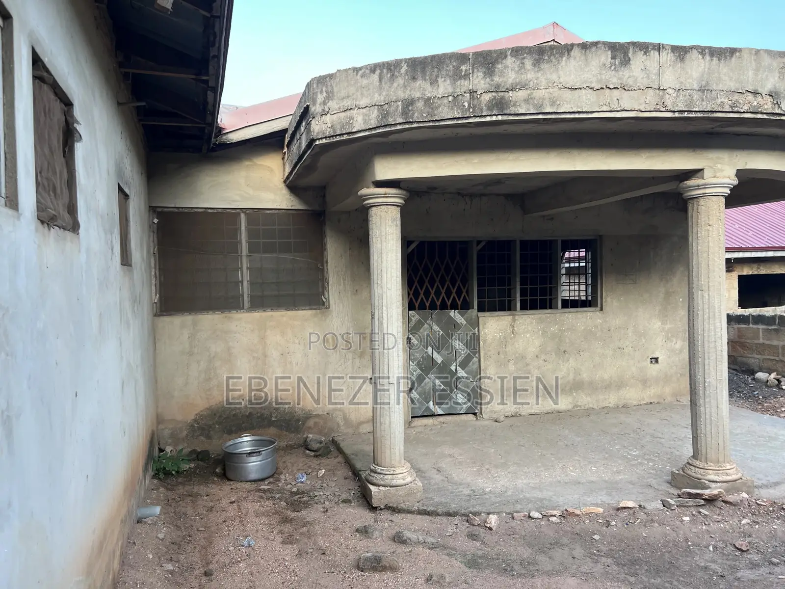 5bdrm House in Scc, West Hills Mall Area for sale