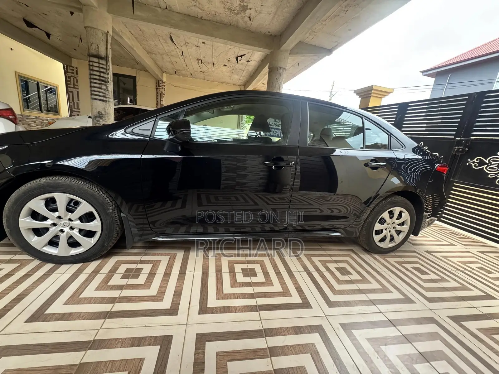 Toyota Corolla LE 2023 Black