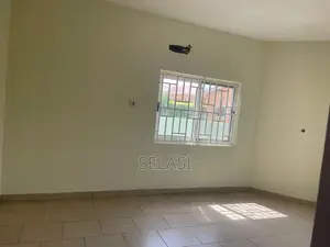 3bdrm House in Devtracco Estates, Community 25 for rent