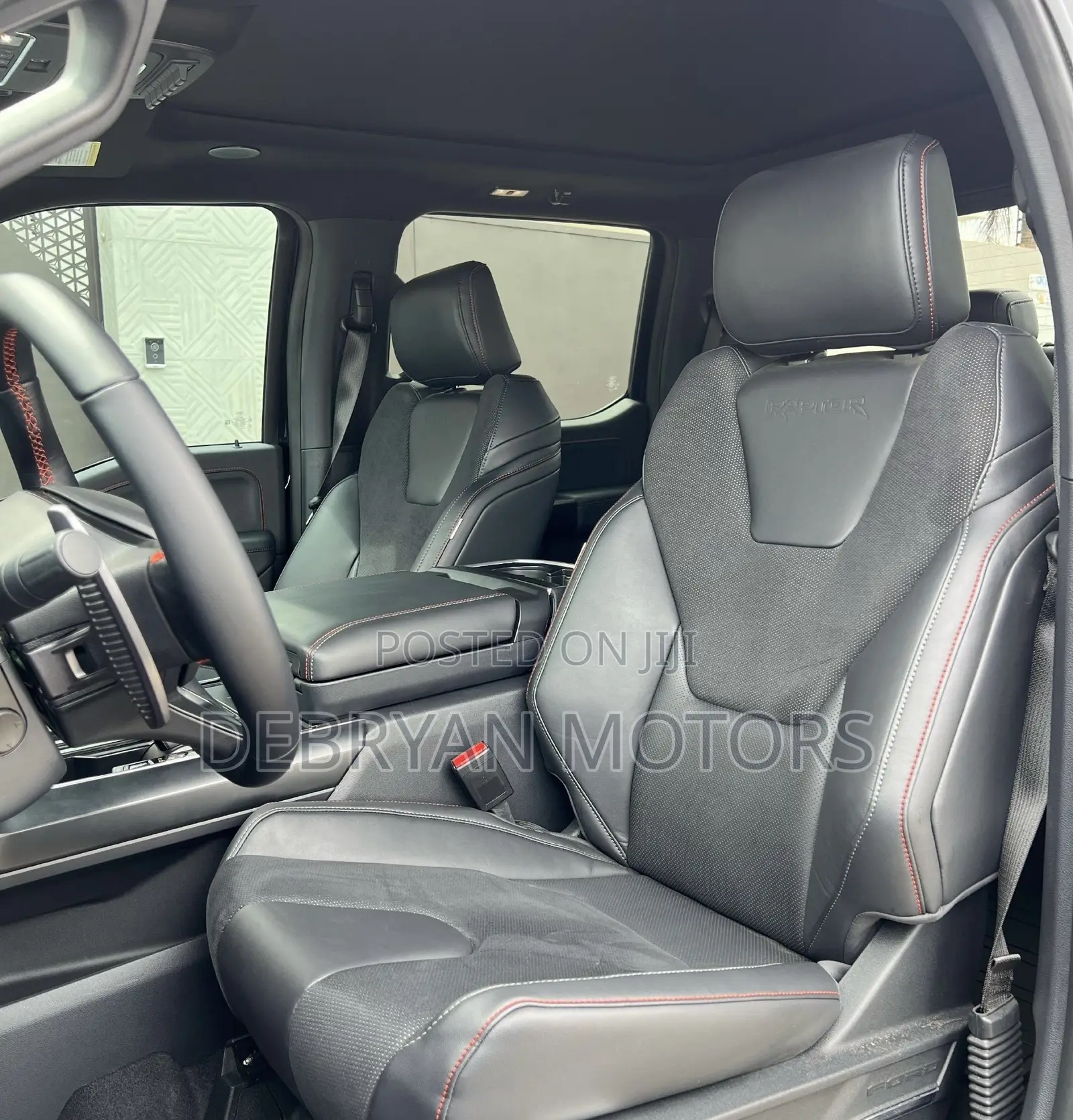 New Ford F-150 Raptor 4WD SuperCrew 5.5' Box 2025 Black