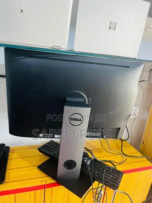 Desktop Computer Dell OptiPlex 7450 8GB Intel Core i7 SSD 256GB