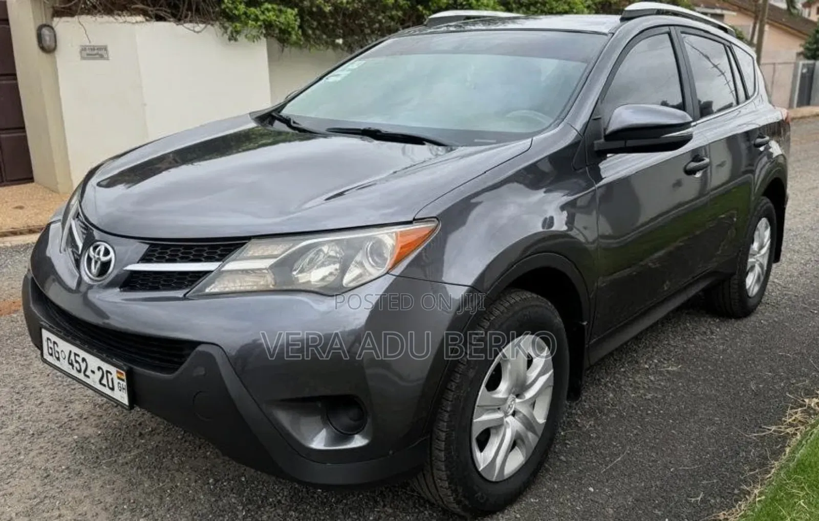Toyota RAV4 LE 4dr SUV (2.5L 4cyl 6A) 2014 Gray