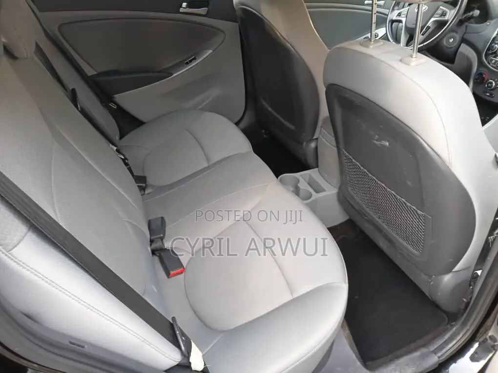 Hyundai Accent 2015 Black