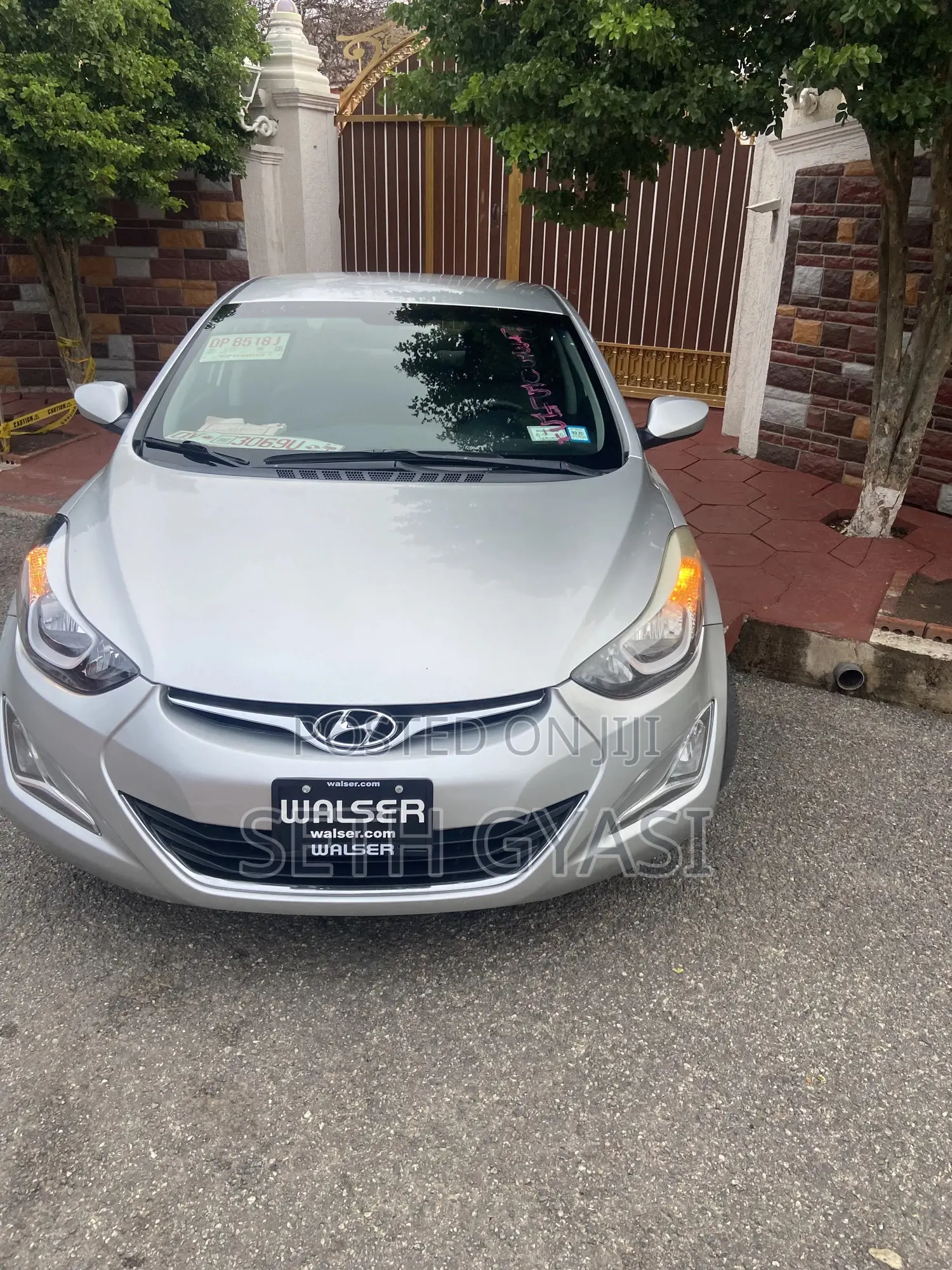Hyundai Elantra 2016 Silver