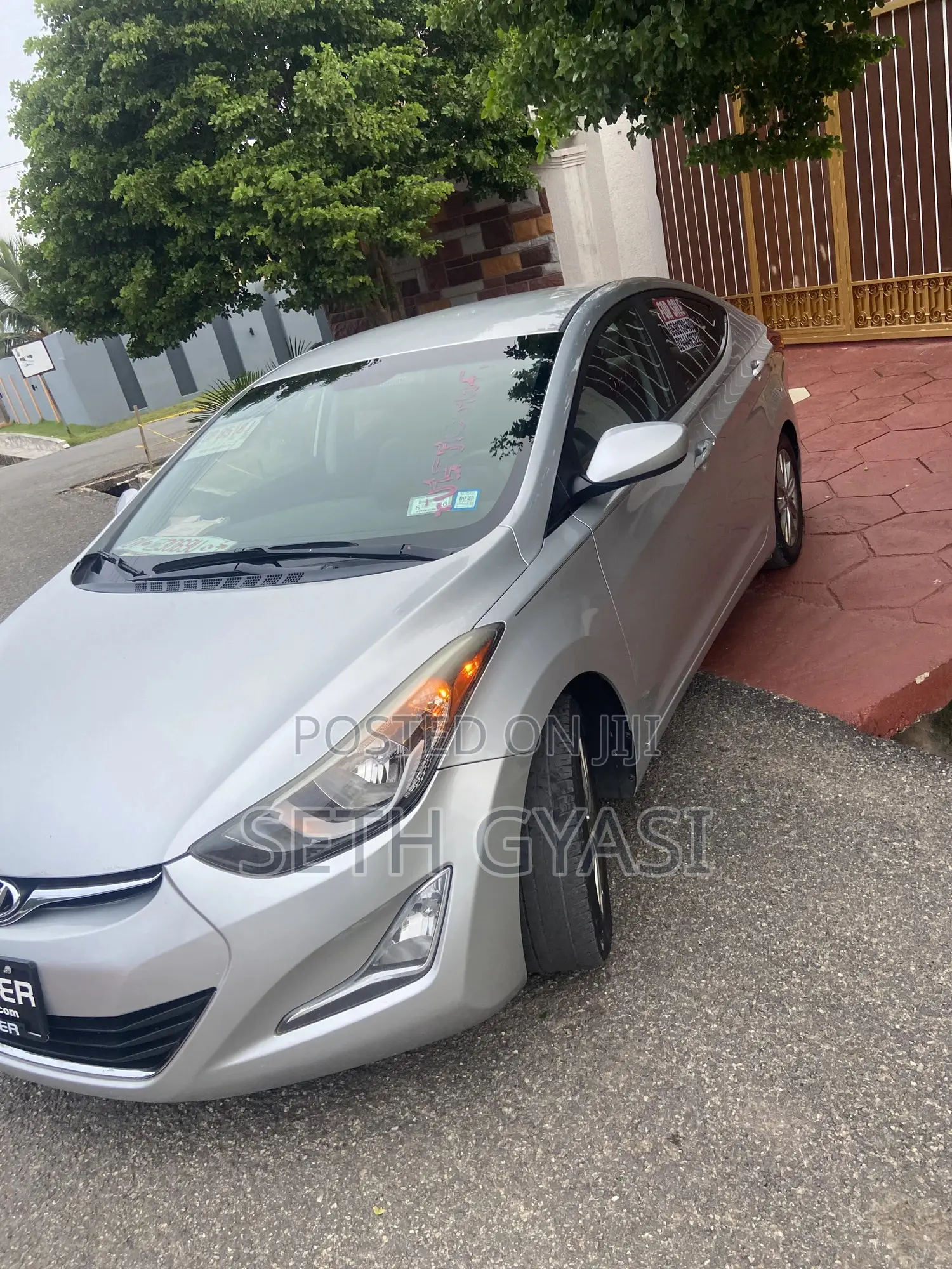 Hyundai Elantra 2016 Silver