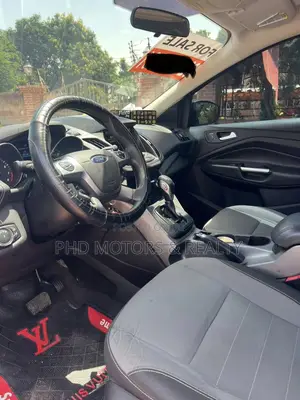 Ford Escape SE 4dr SUV (1.6L 4cyl Turbo 6A) 2014 Black