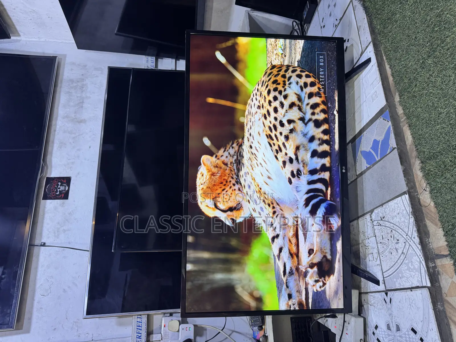 Lg Web Os 43 Inches Smart Ultra Hd Premium Digital Satellite Tv