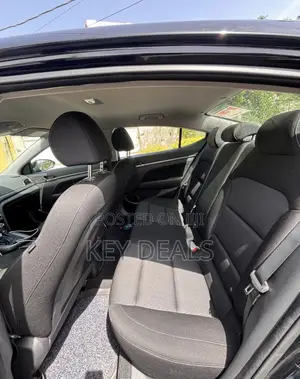 Hyundai Elantra SE Sedan FWD (2.0L 4cyl 6M) 2017 Black