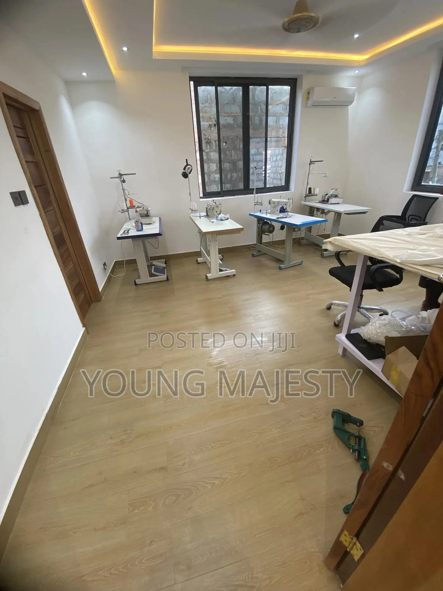 Floor,Glass Window and Sofa Cleaning