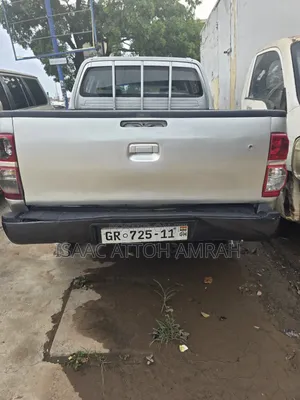 Toyota Hilux 2.0 VVT-i 2011 Silver