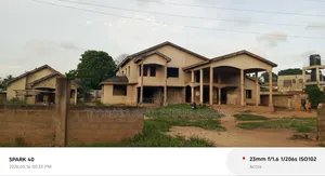 8bdrm House in Tiyumba Real Estate, School Area for sale