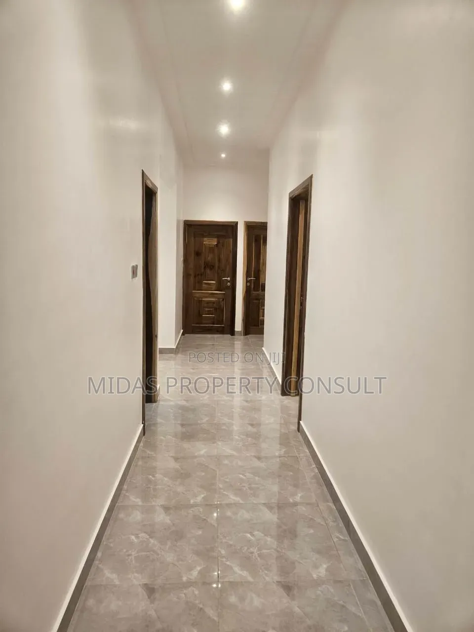 3bdrm House in Amrahia for sale