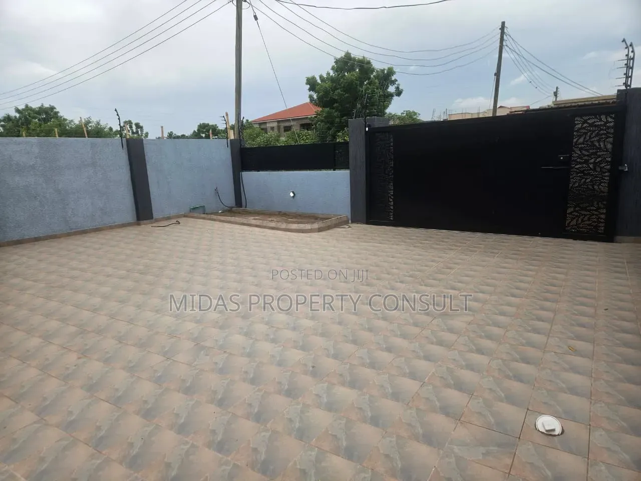 3bdrm House in Amrahia for sale