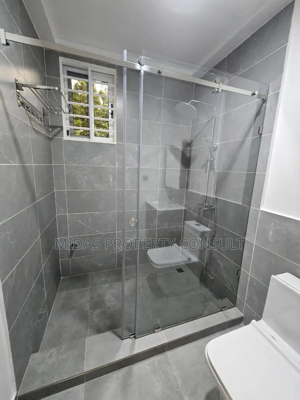 3bdrm House in Amrahia for sale