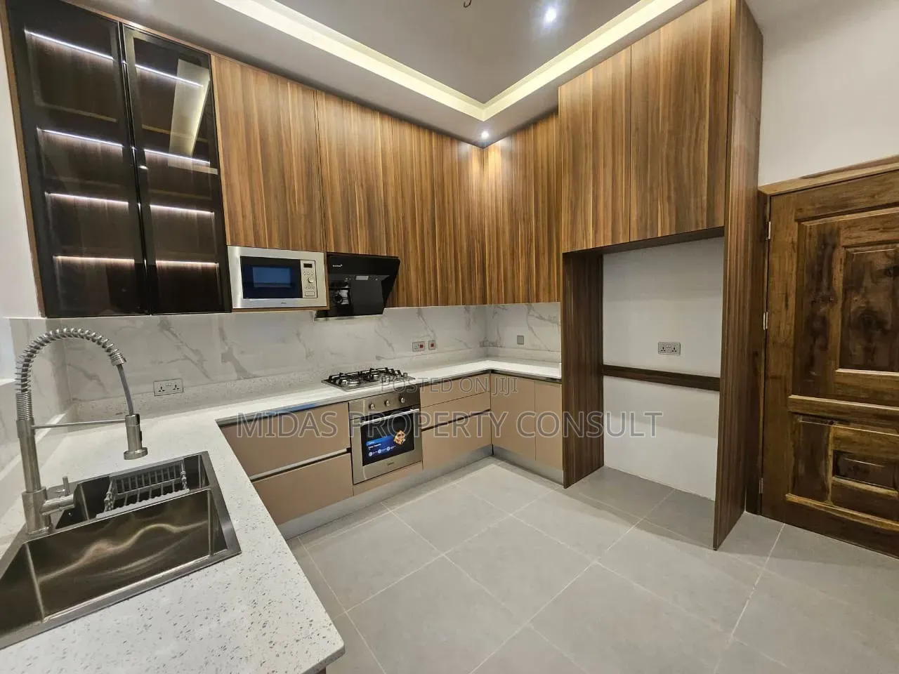 3bdrm House in Amrahia for sale