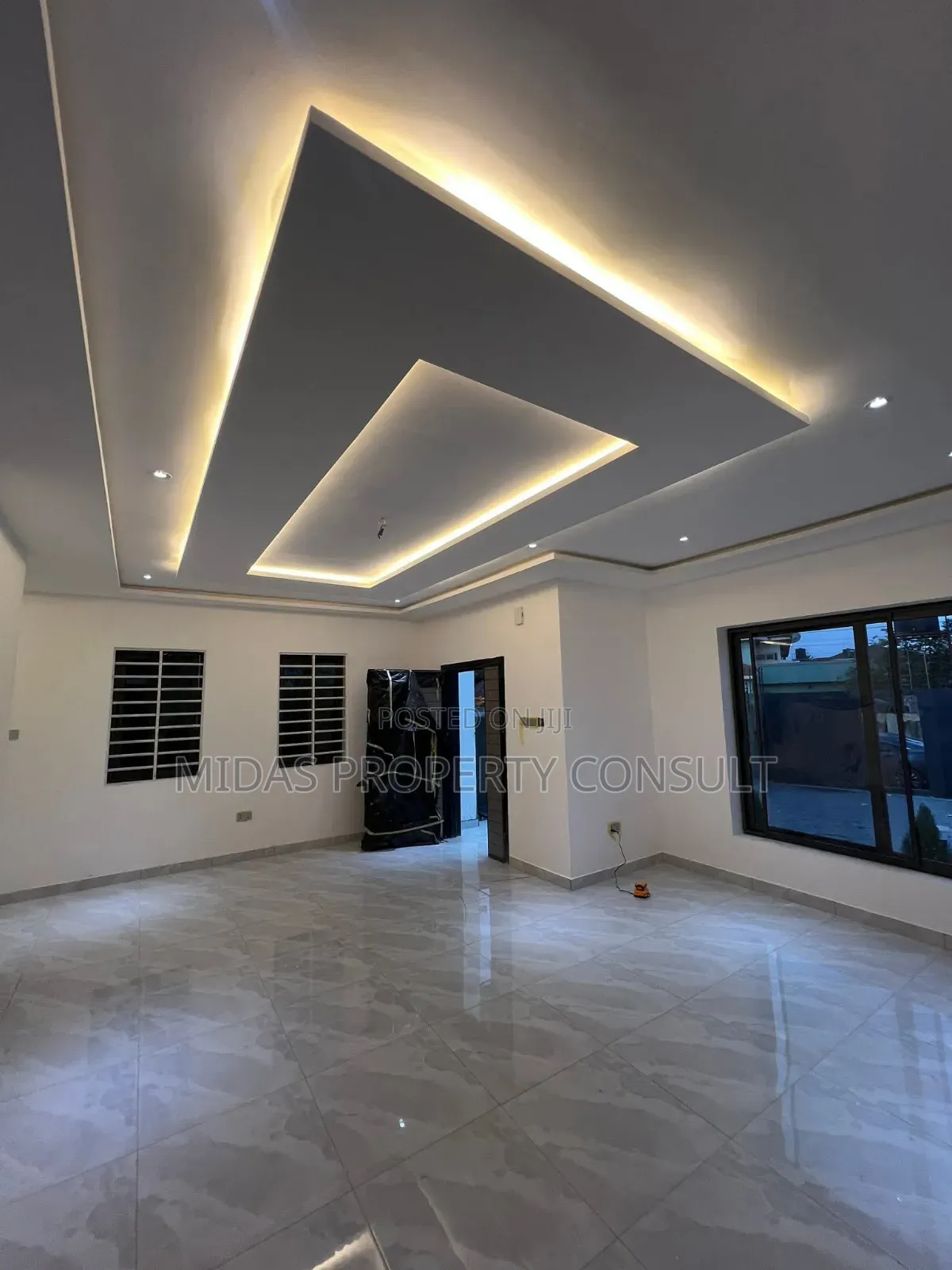 3bdrm House in West Trassaco, Accra Metropolitan for sale