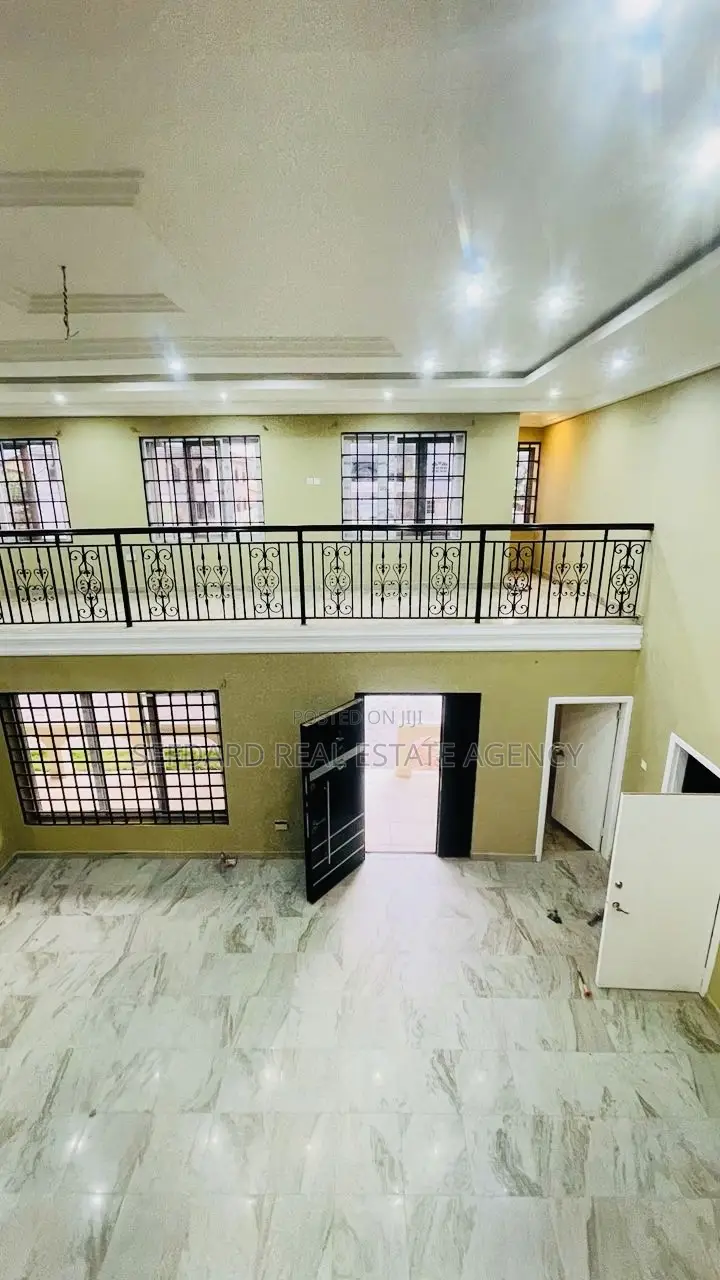 6bdrm House in Sefdard Properties, Kwabenya for rent