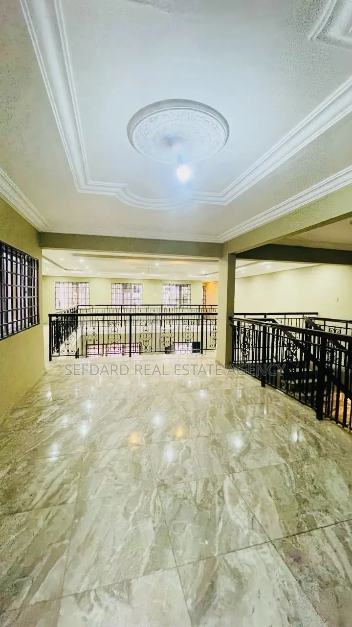 6bdrm House in Sefdard Properties, Kwabenya for rent