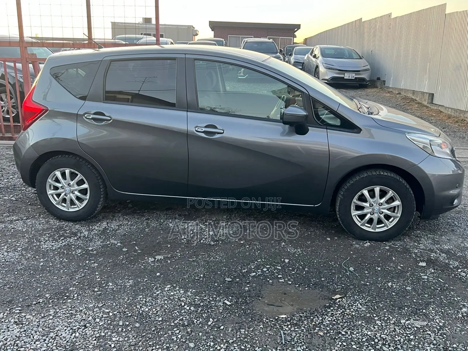 Nissan Note 1.2 Petrol 2013 Gray