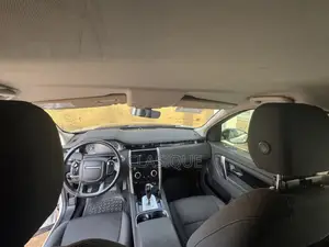 Land Rover Discovery Sport SE 2020 White