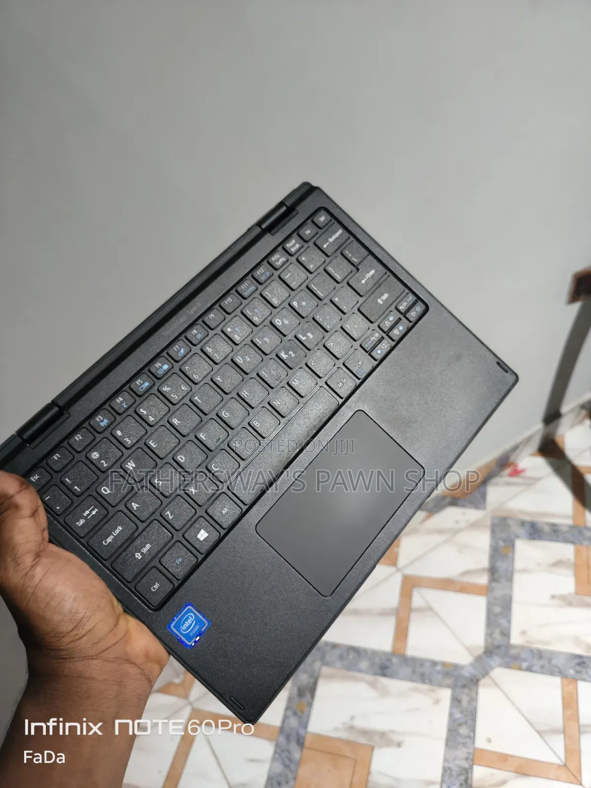 Laptop Acer TravelMate Spin B1 4GB Intel SSD 60GB