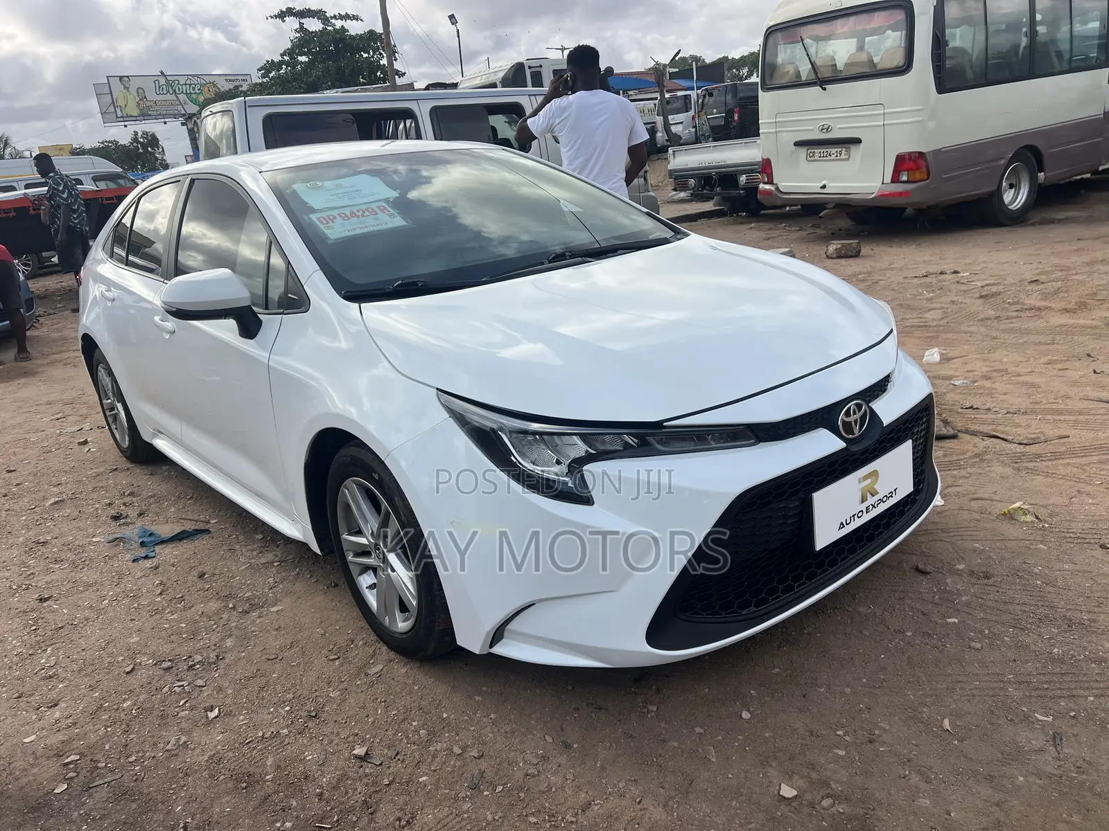 Toyota Corolla SE 2022 White