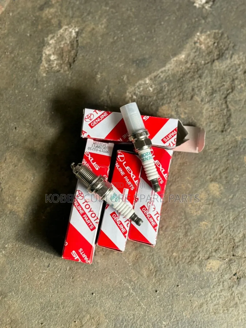Original Brand New Car Plugs Available for All Cars